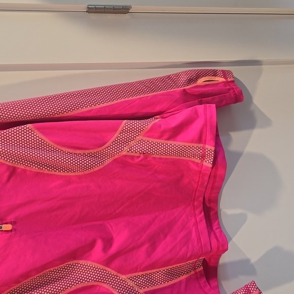 FILA RUNNING| Half Zip Sport Long Sleeved Shirt| Size Large - Picture 6 of 11